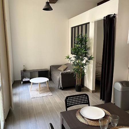 Studio Plein Coeur De Libourne Apartment Ngoại thất bức ảnh