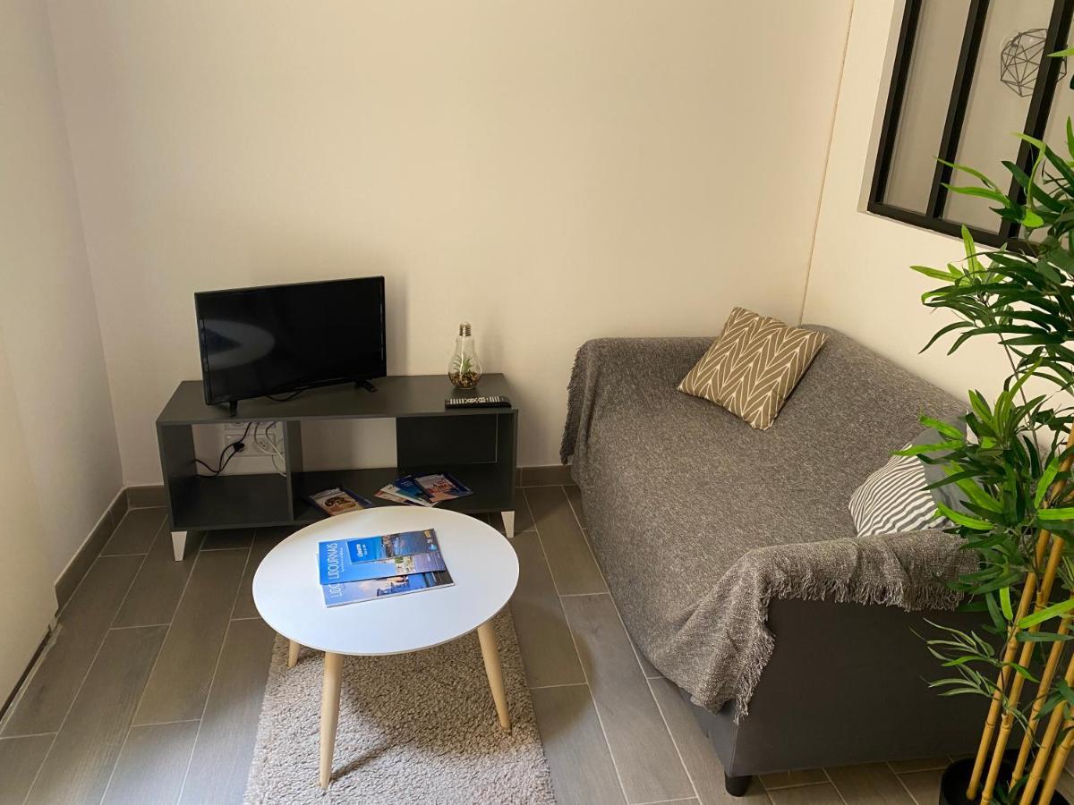 Studio Plein Coeur De Libourne Apartment Ngoại thất bức ảnh